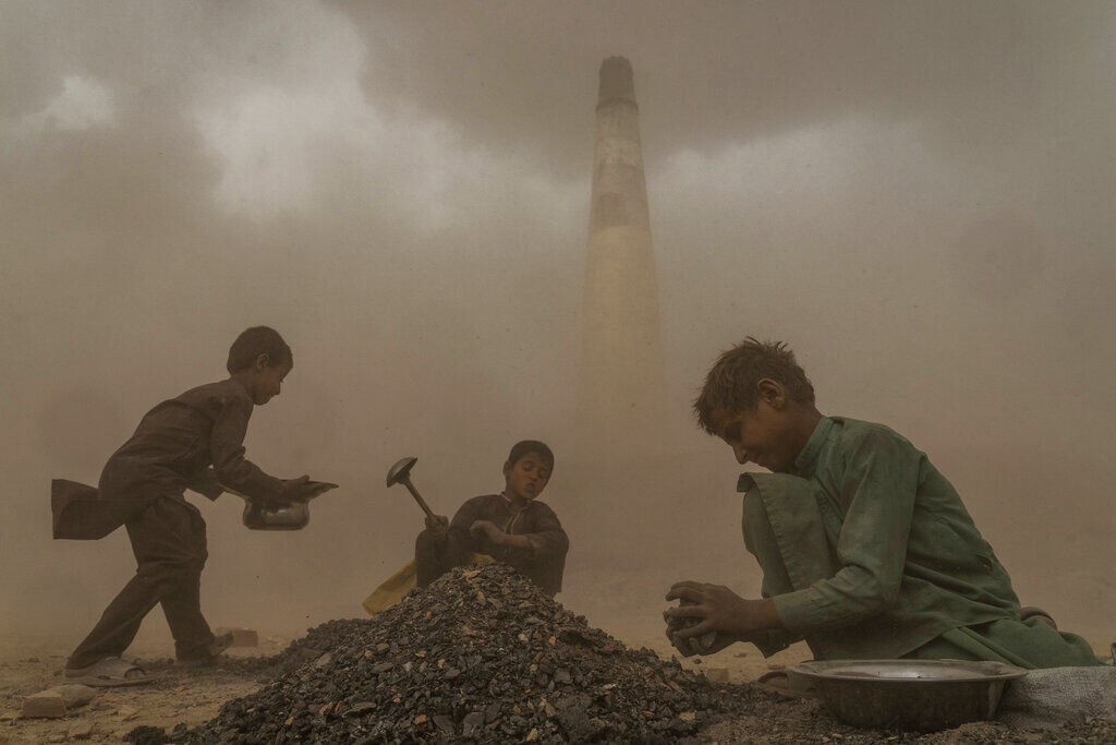 APTOPIX Afghanistan Child Labor Photo Gallery